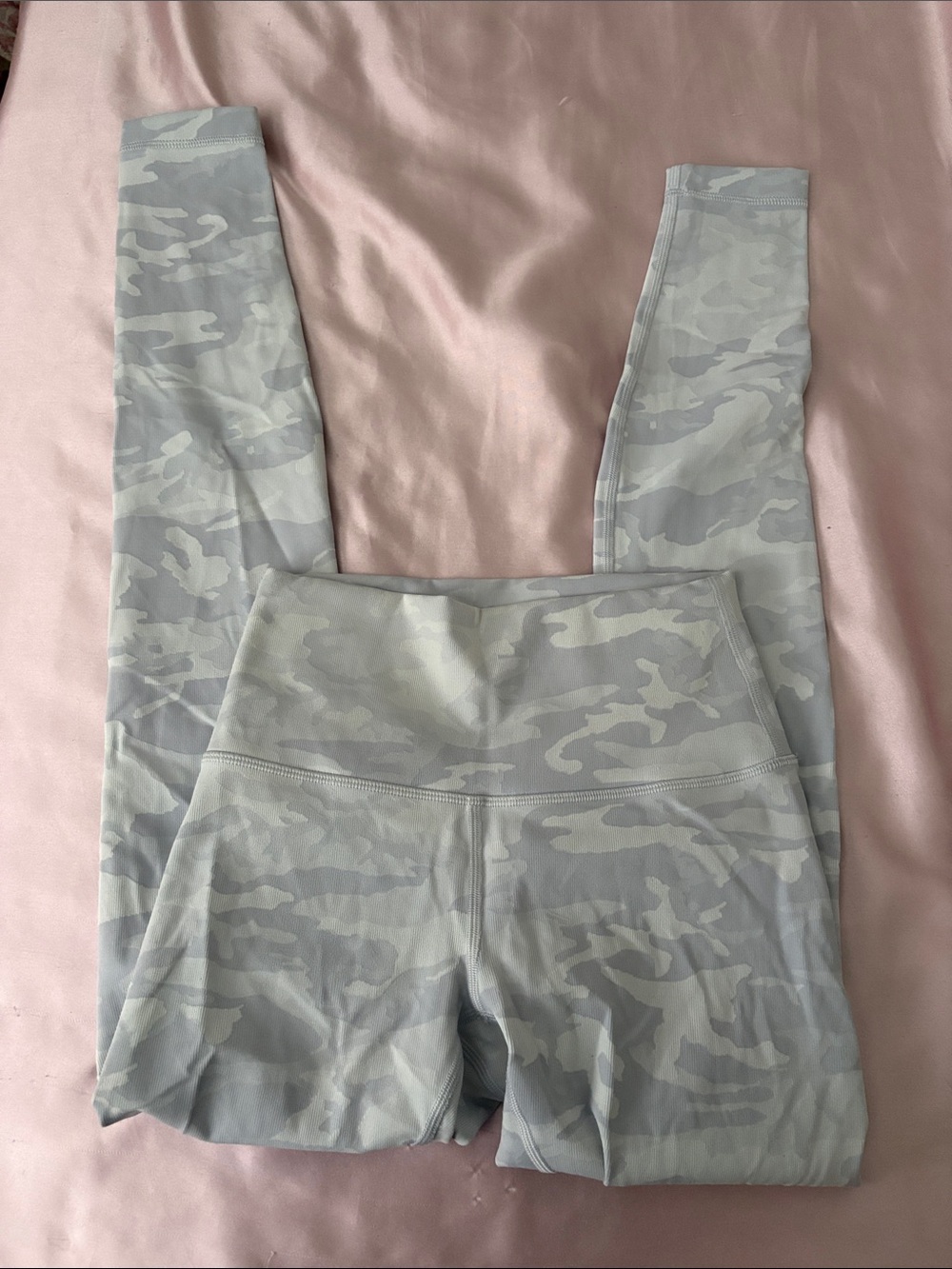 lululemon athletica Pale Gray Camo Align Leggings